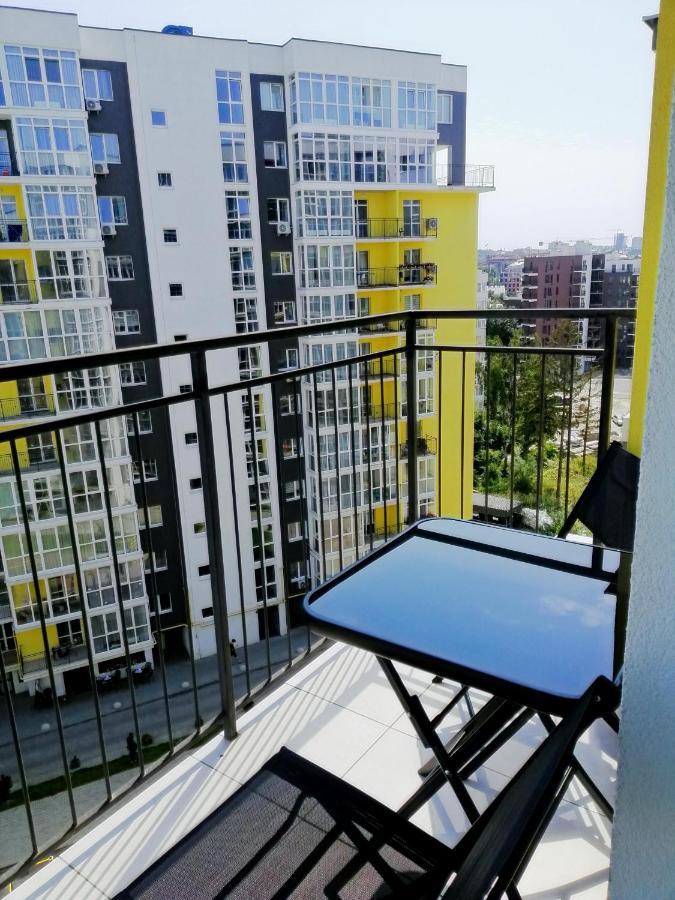 Арт-Де-Львів Apartment Exterior photo